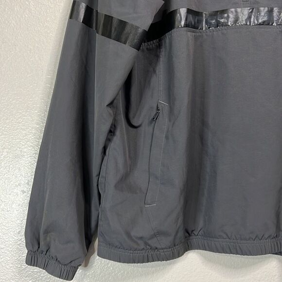 Under Armour Men's Large Gray Half Zip Pullover Athletic Sweatshirt - Picture 4 of 9